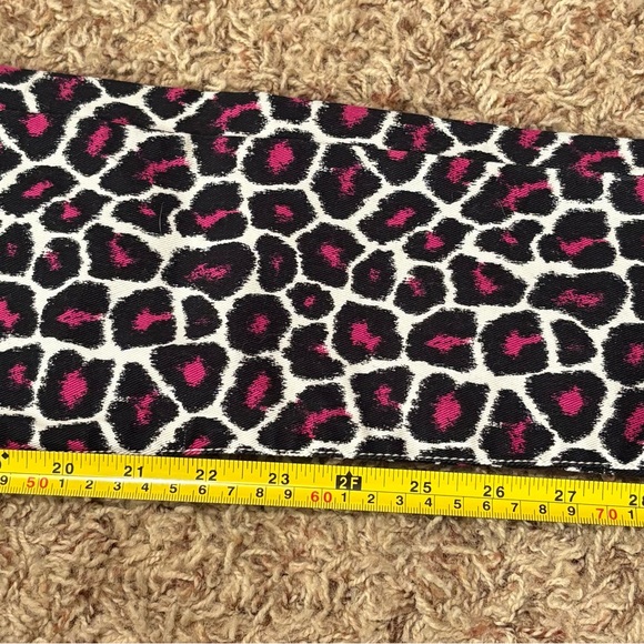 Michael Kors Skinny Jeans Leopard Print Denim Hot Pink/White Gold Accents Size 2 - Picture 9 of 9